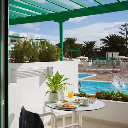 Nazaret 아파트호텔 4*