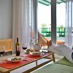Nazaret Aparthotel Costa Teguise