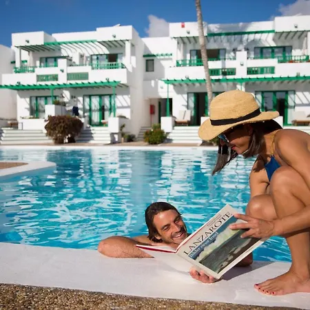 Aparthotel Nazaret 4*