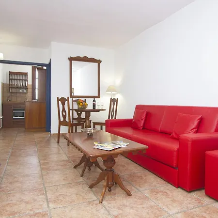 Nazaret Aparthotel 4*