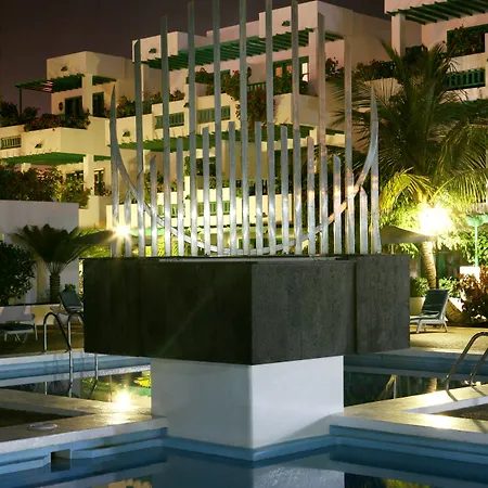 Nazaret Aparthotel 4*