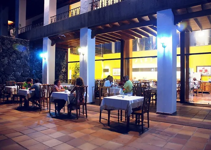 Nazaret Apartmanhotel Costa Teguise