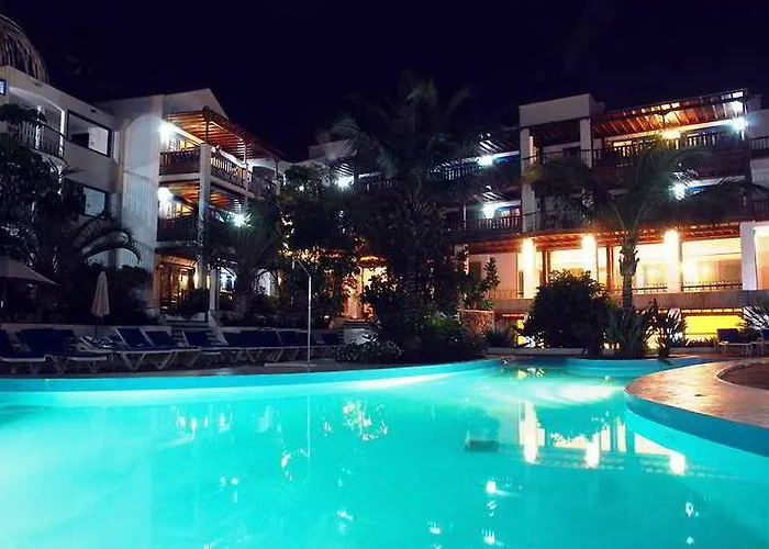 Aparthotel Nazaret 4*