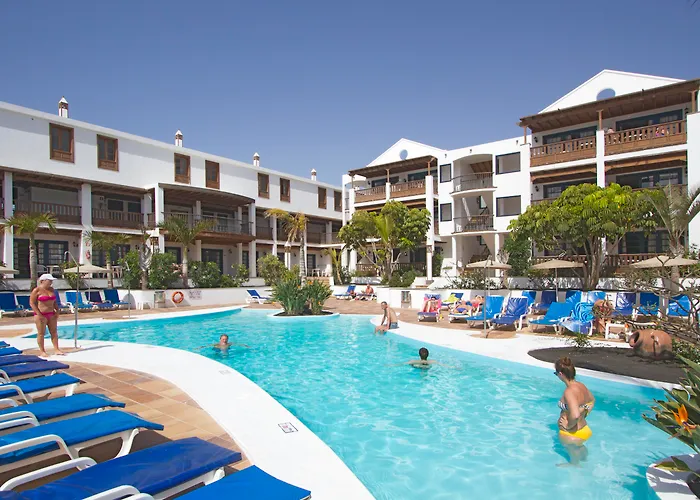 Aparthotel Nazaret 4*