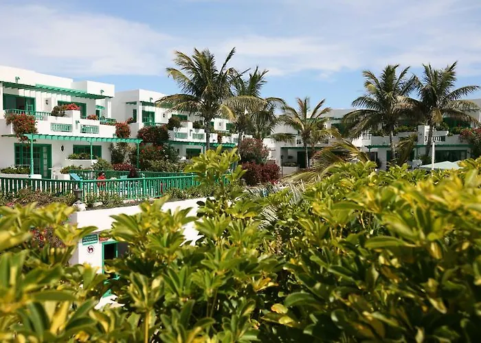 Nazaret Aparthotel 4*