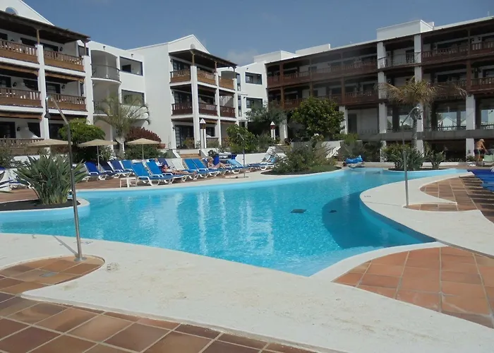 Nazaret Aparthotel 4*